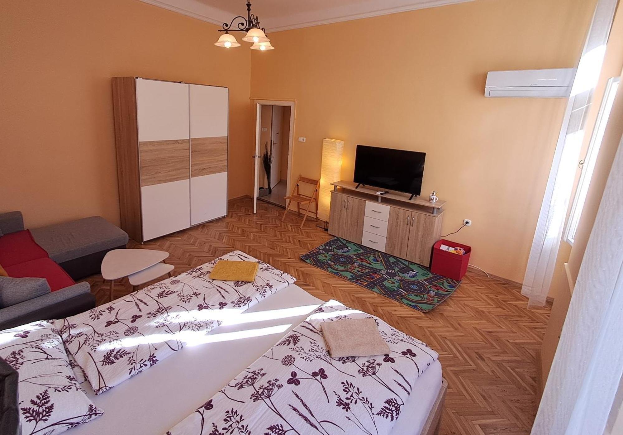 Hanna Apartman 1-2 Кёсег Экстерьер фото
